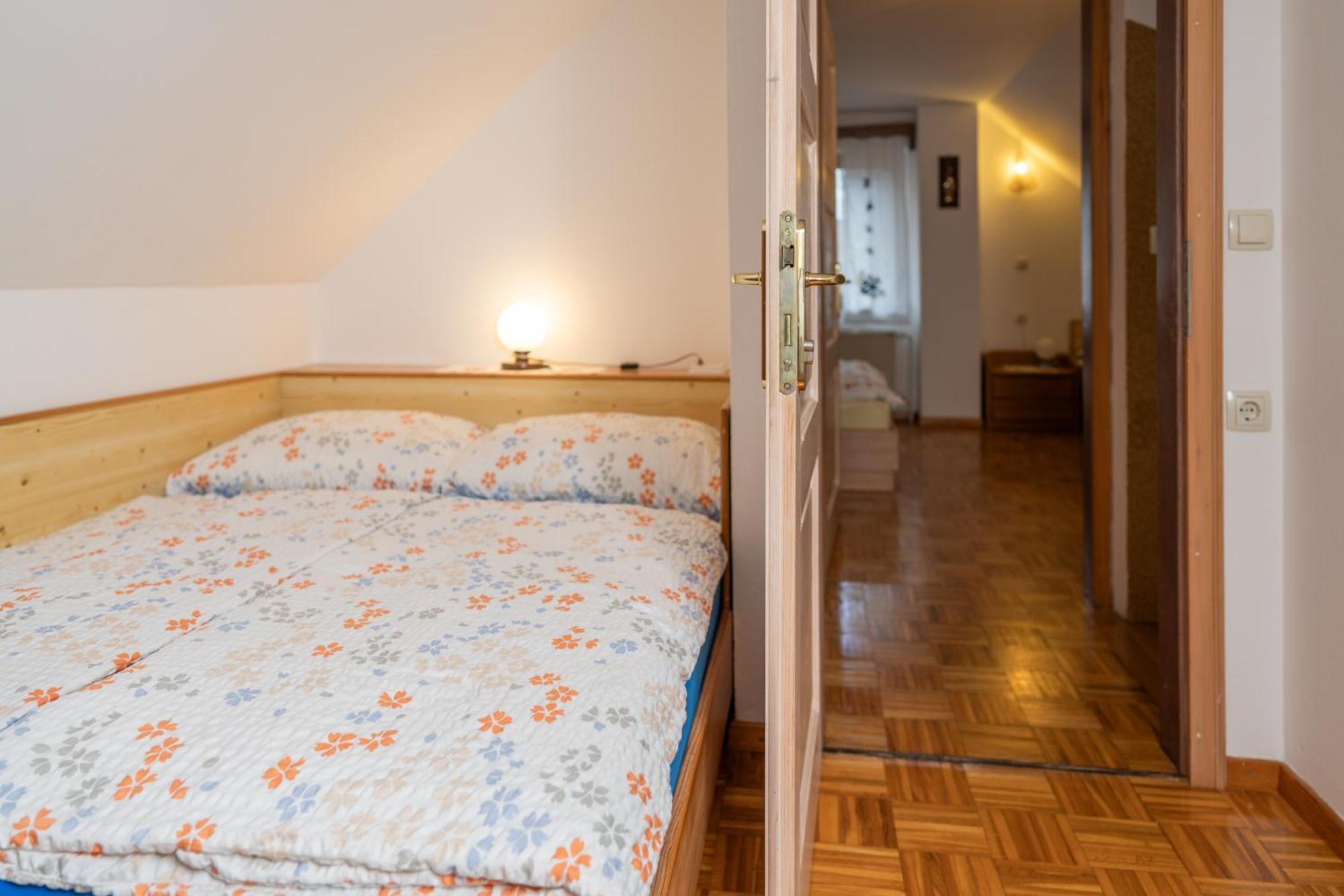 Holiday Home Pri Srni بوينج المظهر الخارجي الصورة